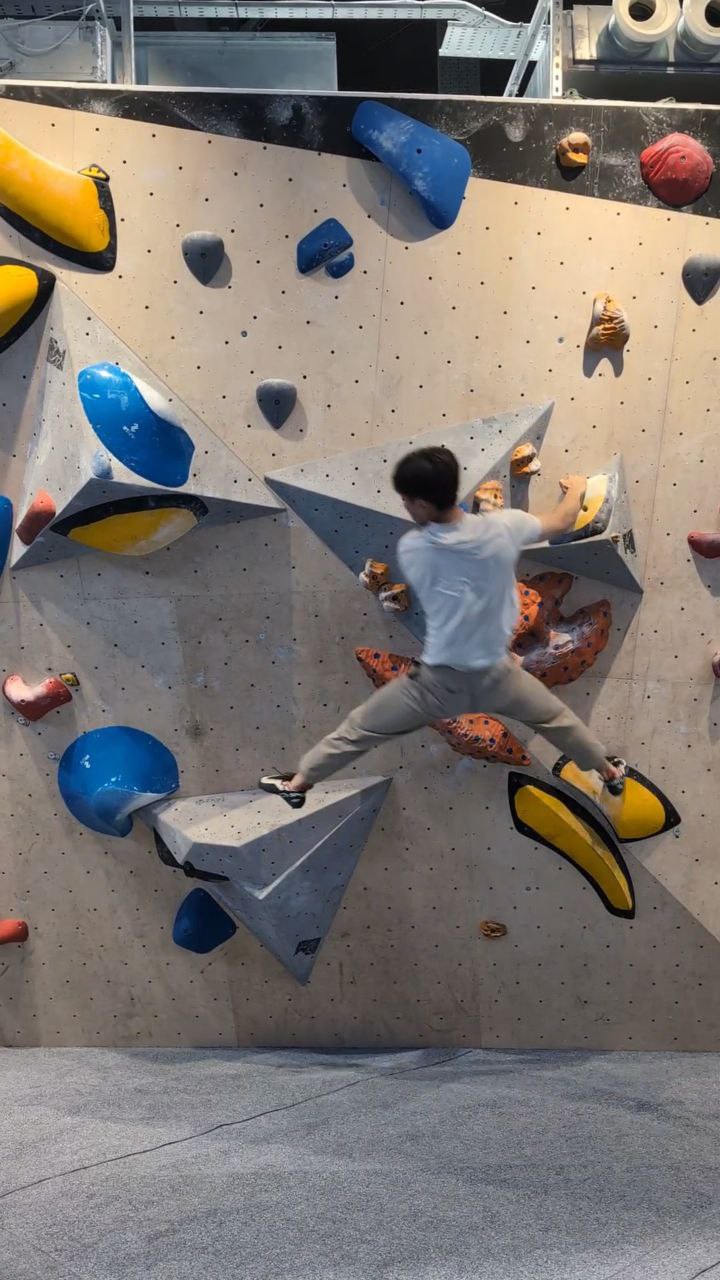 Bouldering route 2